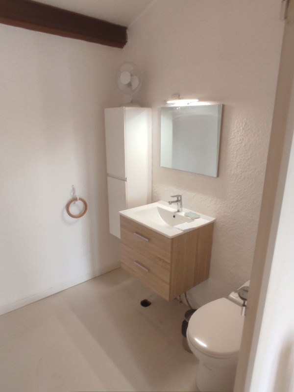 Cabinet de toilette - © DR Deboffles-Beaucourt René Cabinet de toilette