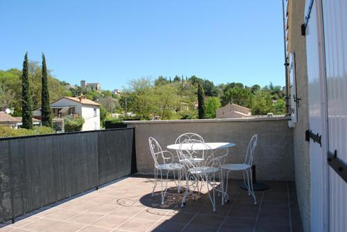 TERRASSE - © DR MR OU MME LABARRE TERRASSE