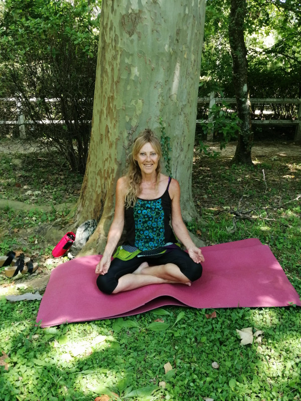 Hatha Yoga - © DR Soizic Clanchin Hatha Yoga